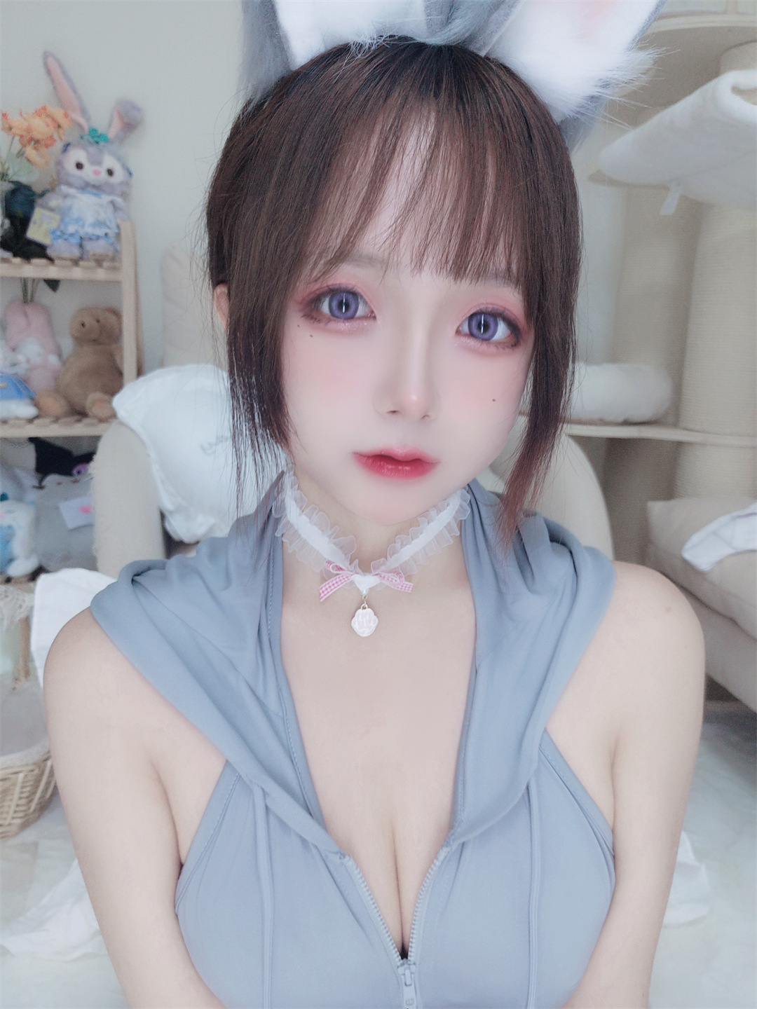 日奈娇 - 兔兔卫衣 [65P/1V/245MB]