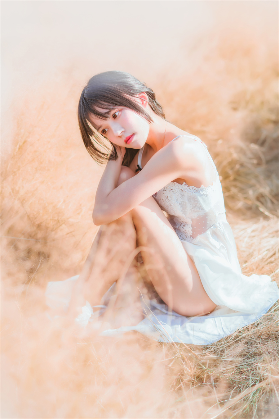 桜桃喵 - 原野上的浪漫 [49P/674MB]