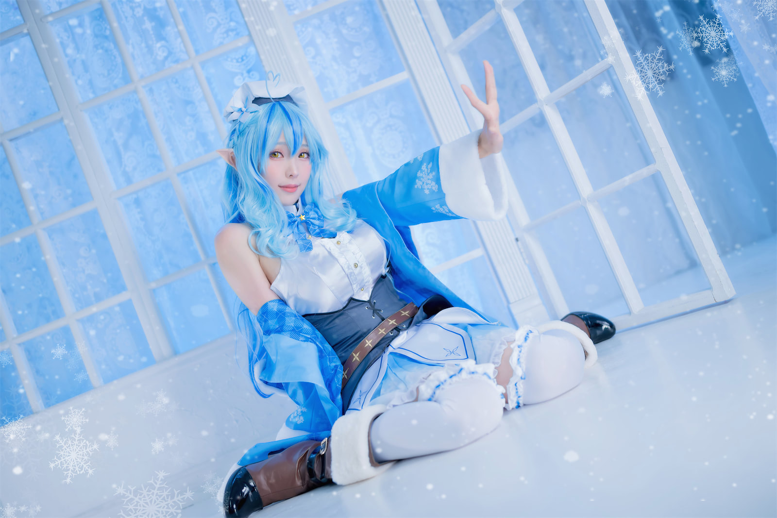 ElyEE子 雪花菈米18张。