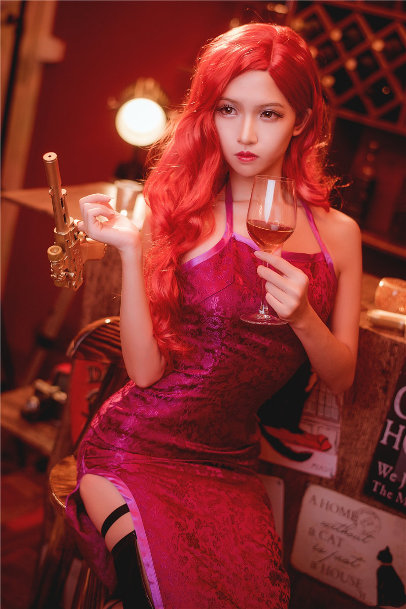 鳗鱼霏儿 厄运小姐 [11P-155MB]