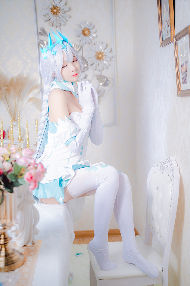 墨玉-M NO.009 琪亚娜 冬之公主 [40P-36MB]