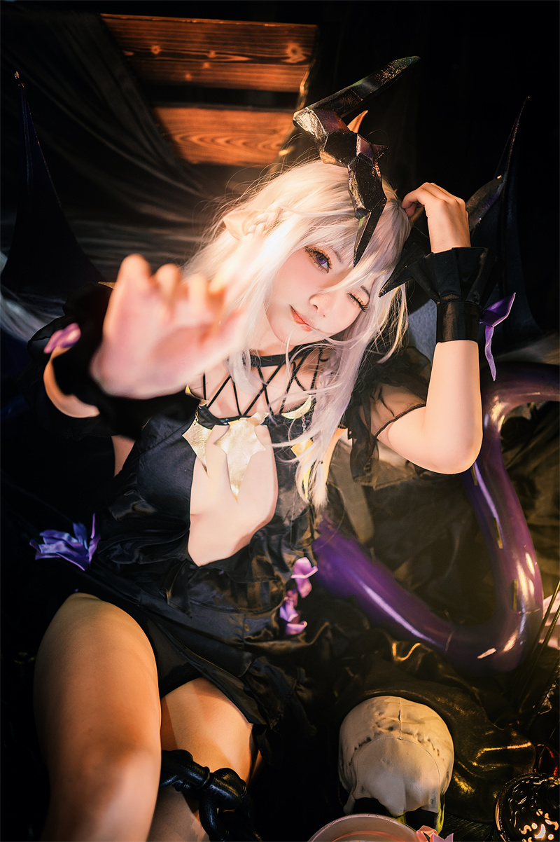 伊喵君_Nya NO.001 四叶草剧场 法芙娜 [27P-246MB]